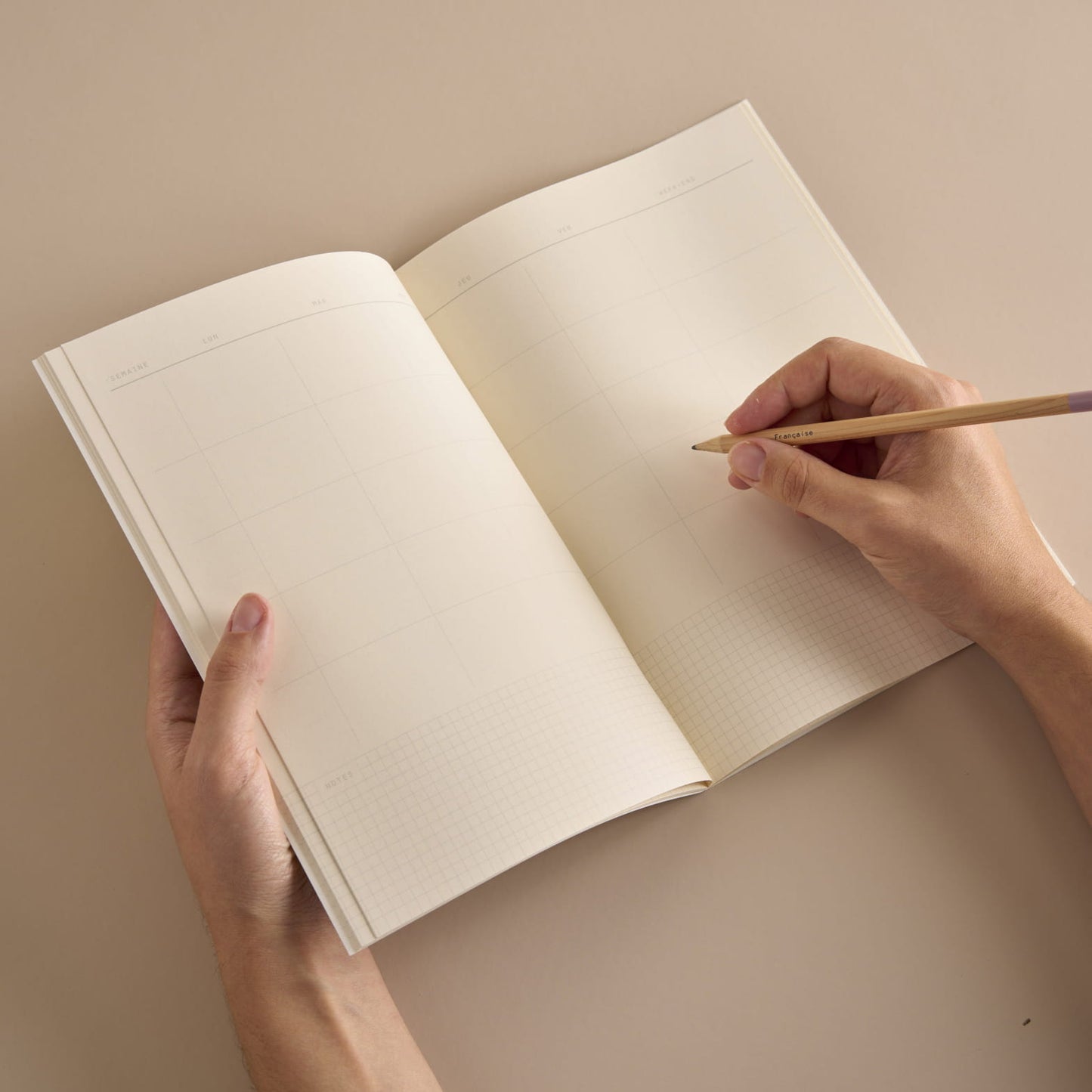 Agenda Mensuel Vénus Lavande - Season Paper