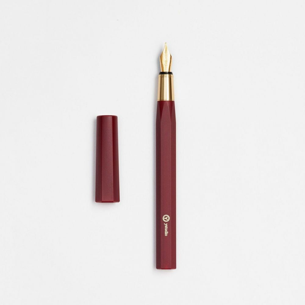 Stylo plume rouge - Ystudio