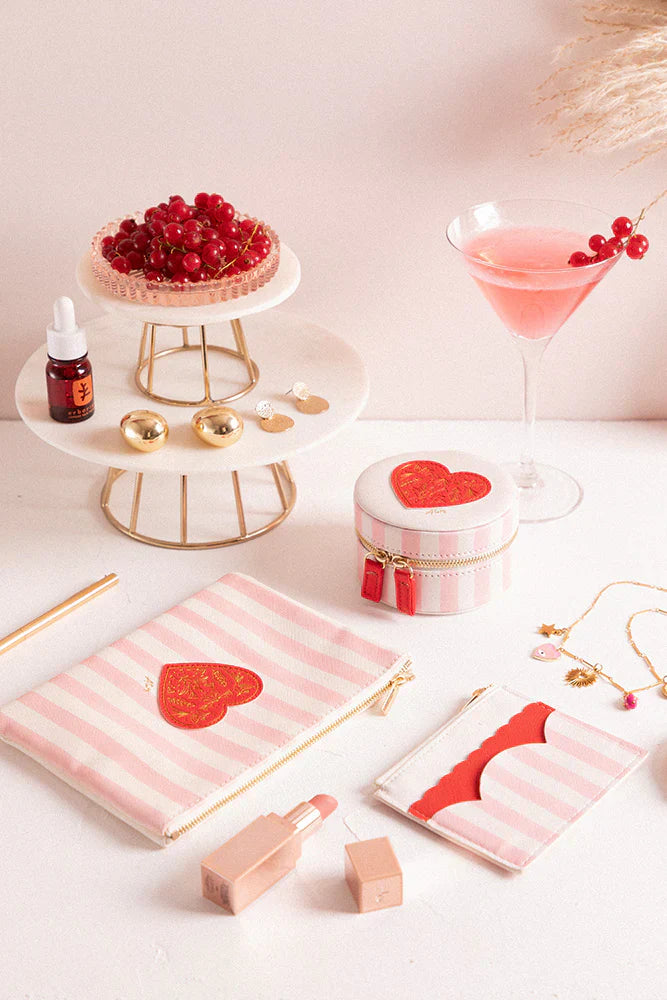 L’Amour à la Carte : Découvrez la Nouvelle Collection Maison Paon et Offrez-vous une Déclaration Inoubliable